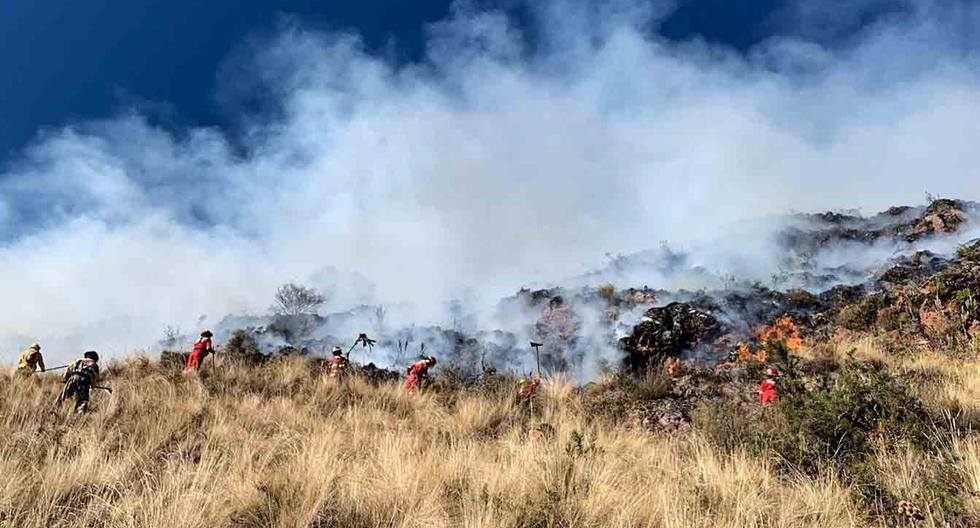 La región del Cusco cuenta con 680 bomberos, 300 de ellos solo en el Cusco. Ellos deben lidiar todos los días con los incendios forestales. (Foto: Archivo GEC)
