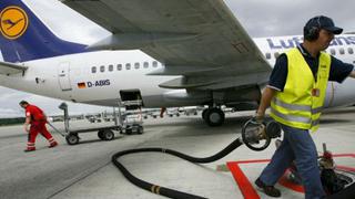 EE.UU.: Baja de combustibles tampoco llega a consumidores