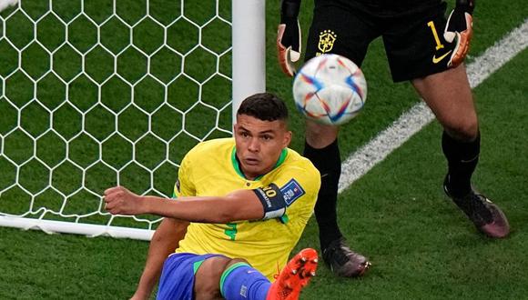 Thiago Silva lamentó eliminación de Brasil en Qatar 2022. (Foto: AP)