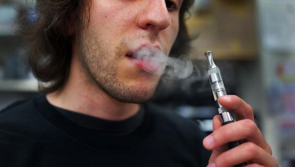 Canadá regulará la industria de los cigarrillos electrónicos