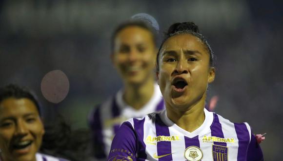 Sandy Dorador fue elegida la jugadora de la final. (Foto: Leonardo Fernández)