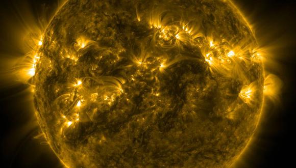 La imagen muestra en detalle la superficie del Sol. (Foto: NASA/SDO)