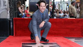 Paul Rudd y su estrella en el paseo de la fama de Hollywood