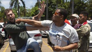 Partidarios de Juan Guaidó desocupan embajada de Venezuela en Brasilia | FOTOS Y VIDEO