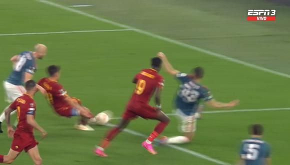 ¡Gol de Dybala! Roma empata ante Feyenoord de Marco López por Europa League | VIDEO