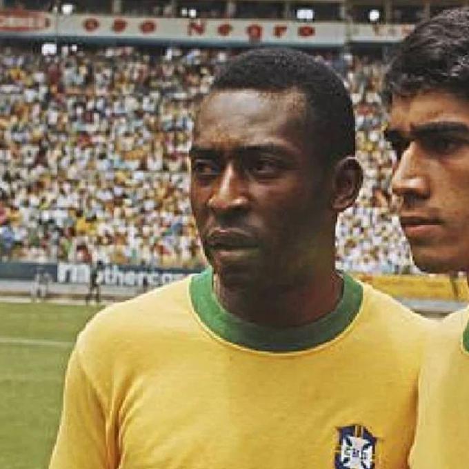 “A Pelé no se le puede describir con una sola palabra, era perfecto”