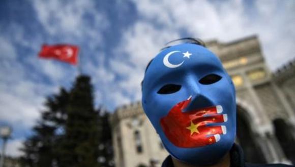 China ha rechazado los "ataques difamatorios" sobre las condiciones de los musulmanes uigures y otras minorías que viven en su región de Xinjiang. (Foto de Ozan Kose / AFP)