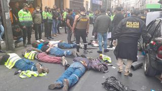 Cercado de Lima: caen delincuentes que iban a asaltar con un arsenal de armas un banco de la calle Capón