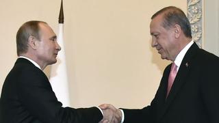 Erdogan agradece a Putin su apoyo "incondicional" durante golpe