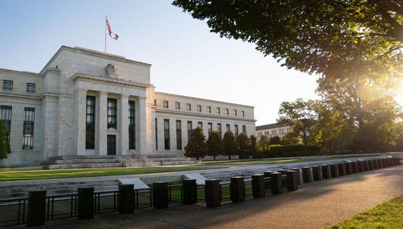 “La Fed requerirá de varios meses de buenas noticias en materia de crecimiento de salarios e inflación” para proceder a un recorte, opinó Nancy Vanden Houten, economista de Oxford Economics. Foto: 2020 Bloomberg Finance LP