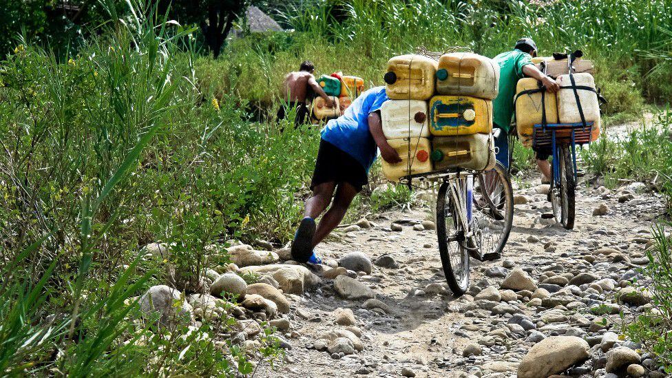 Gasoline smuggling from Venezuela (which was not only moved in an artisanal way, but also as a large industry) supplied 80% of the gasoline market in Cúcuta.  (GETTY IMAGES).