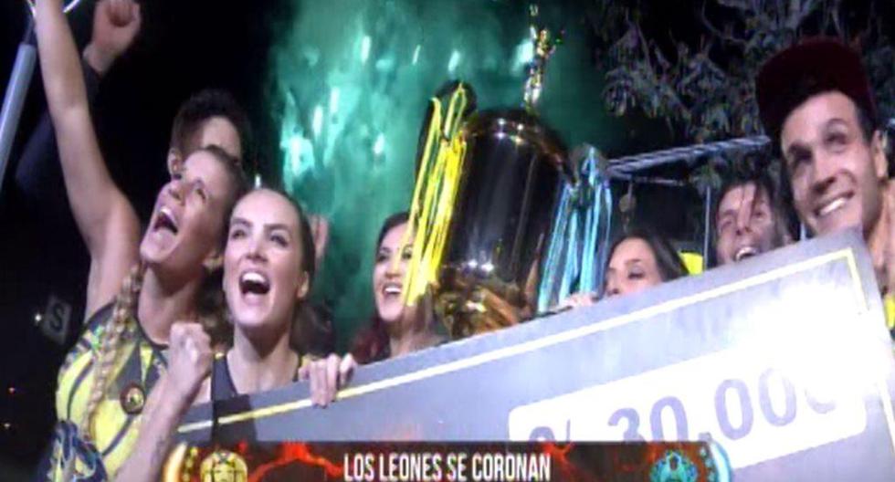 Los Leones reclamaron punto por error de Paloma Fiuza y se llevaron el punto ganador. ¡Son los campeones! (Foto: Captura América TV)