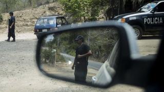 México: Hallan 5 cuerpos baleados en carretera de Guerrero