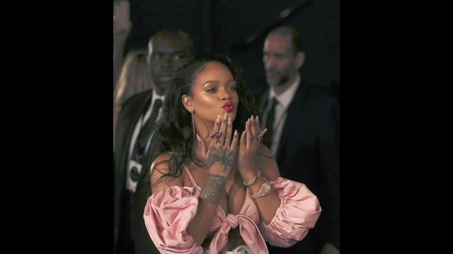 La cantante Rihanna llegó a Madrid para promocionar sus cosméticos Fenty Beauty. (Foto: EFE)