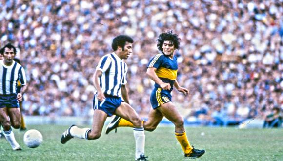 Roberto Mosquera en su debut con Talleres en 1981 en La Bombonera contra Diego Maradona | Foto: @SC_ESPN