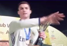 Cristiano Ronaldo tuvo polémico gesto mientras levantaba el título del Mundial de Clubes