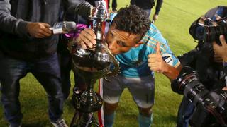 Sporting Cristal: jugadores rompieron la copa en la celebración