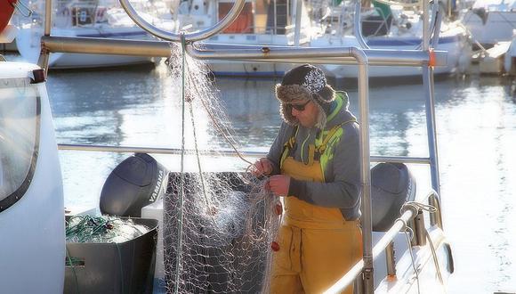 El nylon es la materia prima de las redes de pescar. (Foto: Pixabay)