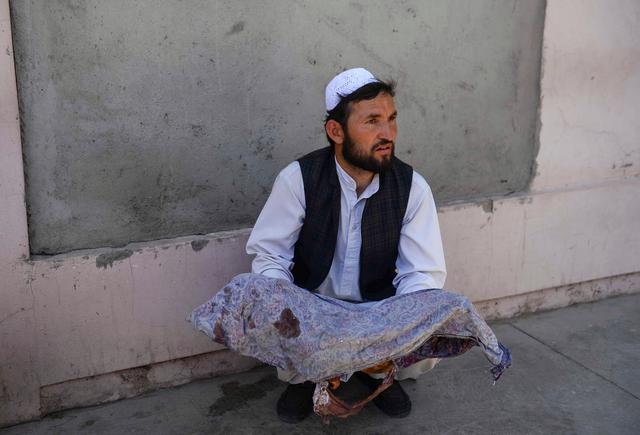 Al menos 34 muertos en Afganistán por explosión de bomba al paso de autobús. Foto: AFP