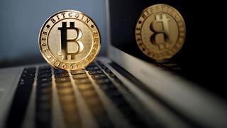 Bitcoin cae tras amenaza de cierre de bolsa de Corea del Sur