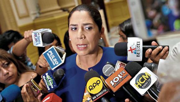 Úrsula Letona (Fuerza Popular) preside el grupo de Constitución. (Foto: Anthony Niño de Guzmán/ El Comercio)