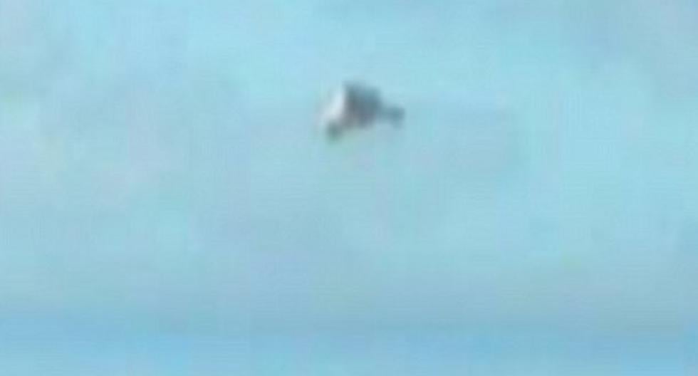 Un extraño objeto volador fue fotografiado en una playa. (Foto:  David Gillham)