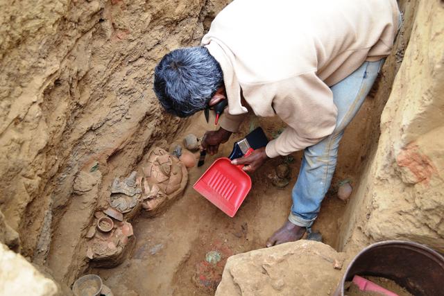Lambayeque: fueron hallados restos de dos orfebres mochica