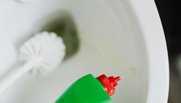 Limpia con vinagre el inodoro. (Foto: Pexels)