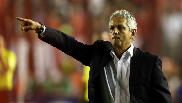 Reinaldo Rueda, técnico de Flamengo, es el principal candidato para dirigir a la selección chilena. (Foto: Reuters)