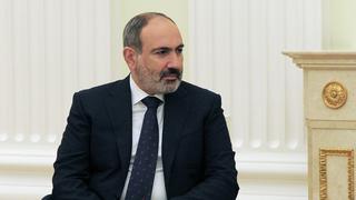 Primer ministro de Armenia renuncia antes de las elecciones de junio