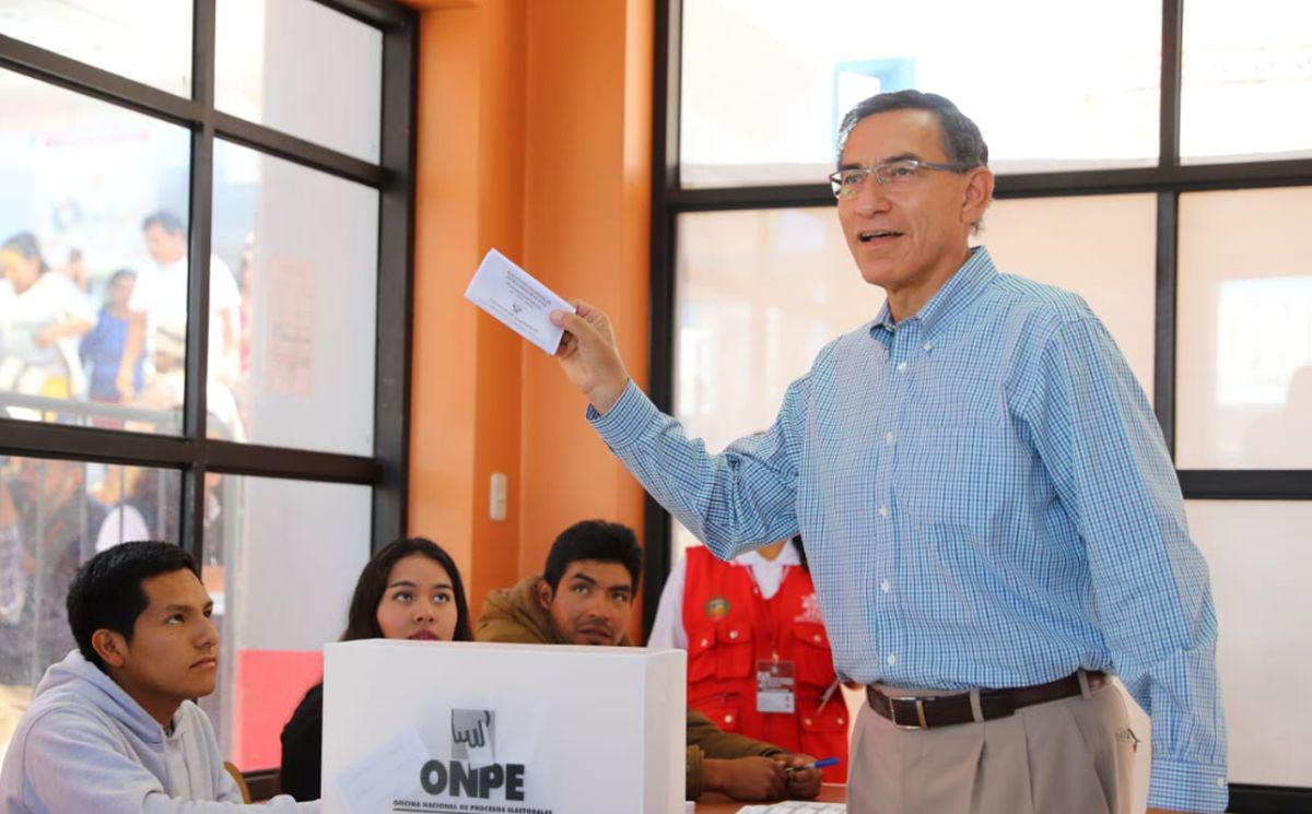 El presidente Martín Vizcarra, quien votó en Moquegua, indicó que recibirá los resultados de las elecciones en Palacio de Gobierno. (Foto: Presidencia)