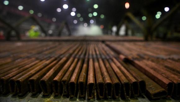 El contrato de cobre de diciembre más negociado en la Bolsa de Futuros de Shanghái cerró con un alza de 0,7%. (Foto: AFP)