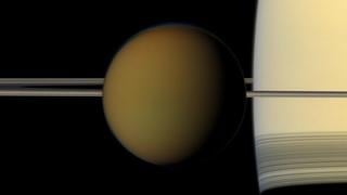 Muy similar a la Tierra: así luce Titán, el satélite más grande de Saturno