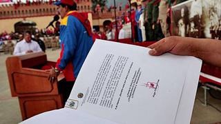 Hugo Chávez saludó en carta a venezolanos por el Día de la Dignidad