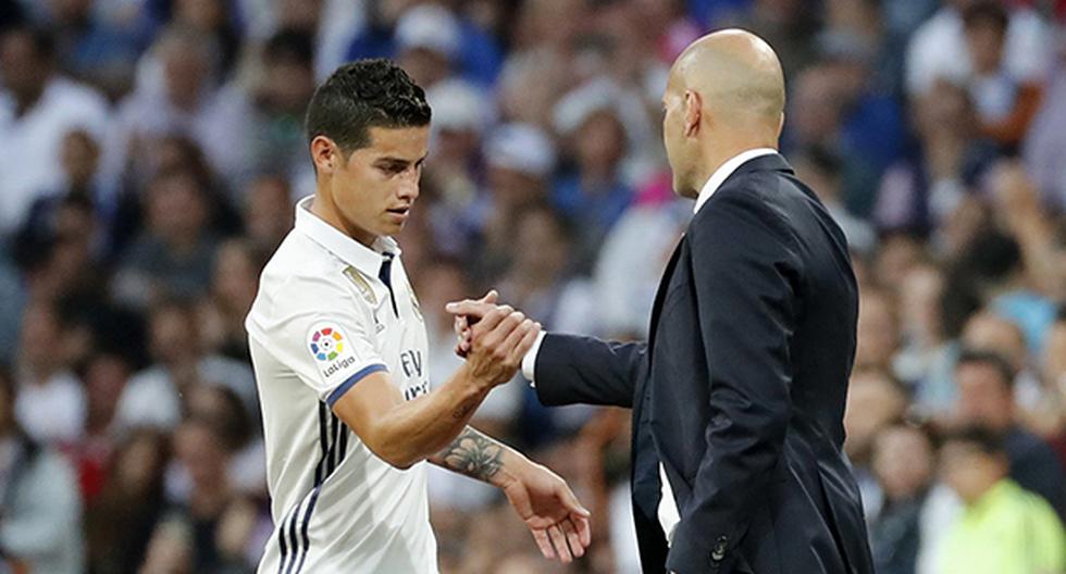 Zinedine Zidane, técnico del Real Madrid, fue consultado sobre James Rodríguez y su probable salida del plantel a final de temporada. El DT fue contundente en su respuesta. (Foto: EFE)