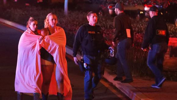 El tiroteo en Thousand Oaks es uno de los sucesos mas mortíferos de las últimas dos décadas en los EE.UU. (Foto: EFE)