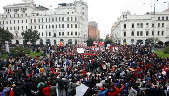 huelga de maestros (Foto: Rolly Reyna/El Comercio)