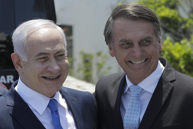 Netanyahu y Bolsonaro sellan una "nueva alianza" entre Brasil e Israel. Foto: AFP