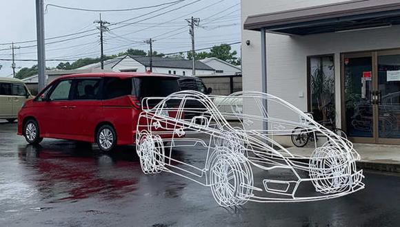 No se trata de un dibujo: este automóvil de alambres sorprendió a muchos en las calles de Japón | VIDEO.