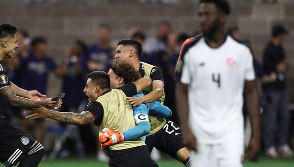 México logró una agónica clasificación a semifinales tras vencer 5-4 a Costa Rica en penales.