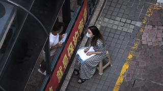 Shanghái reanuda parcialmente el transporte público tras 2 meses de confinamiento por coronavirus
