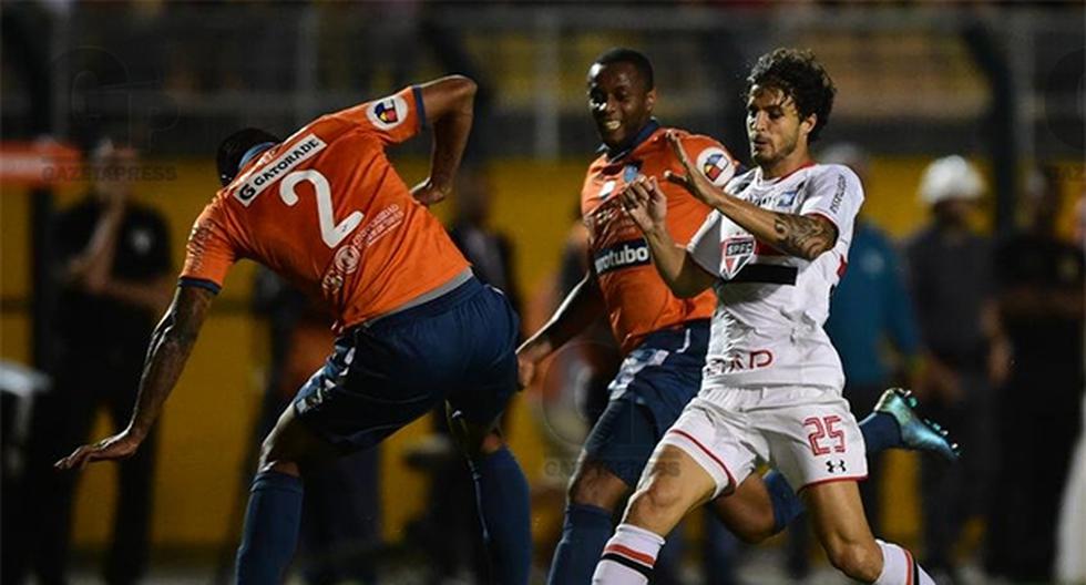 Al termino del primer tiempo, César Vallejo consiguió irse al descanso de forma increíble ante Sao Paulo, por la vuelta de la primera fase de Copa Libertadores (Foto: Gazeta Press)