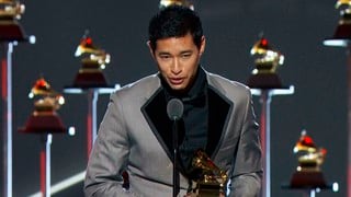 Tony Succar dedicó su triunfo en los Grammy Latinos a su abuelito de 94 años