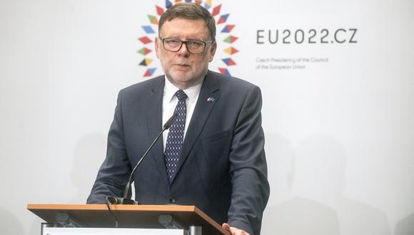 El ministro de Finanzas checo, Zbynek Stanjura, observa durante una conferencia de prensa en Praga, República Checa, el 9 de septiembre de 2022. (Foto: Michal Cizek / AFP)