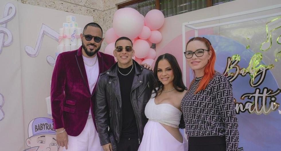 Natti Natasha touches the networks by sharing photos of her baby shower