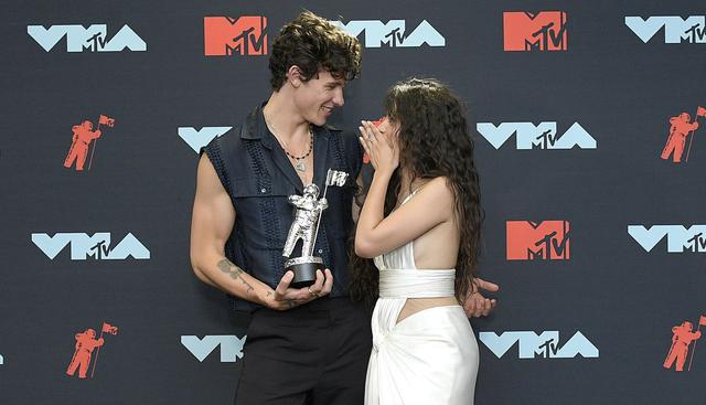 Shawn Mendes publicó imagen con Camila Cabello que descarta fin de relación. (Foto: AFP)