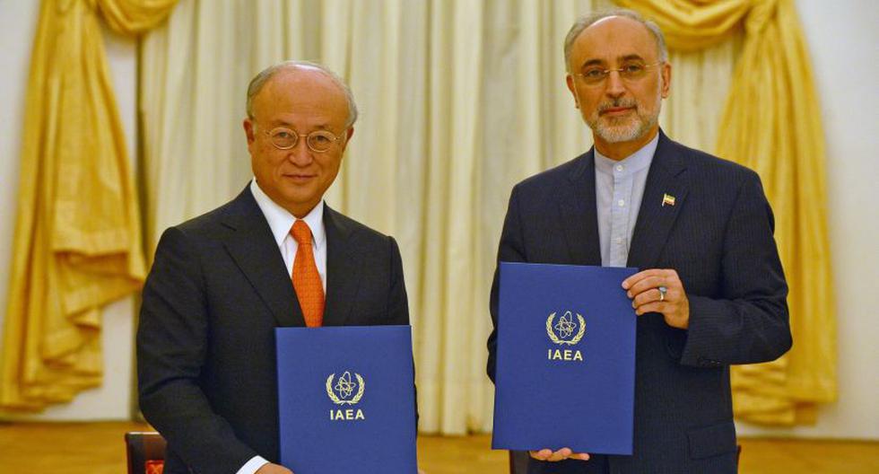 Director general del OIEA, Yukiya Amano (izda), y el vicepresidente iraní, Ali Akhbar Salehi. (Foto: EFE)