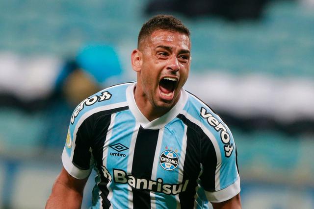 Gremio derrotó 1-0 a Fluminense por la jornada 31 del Brasileirao en el estadio Arena do Gremio. (Foto: Getty)