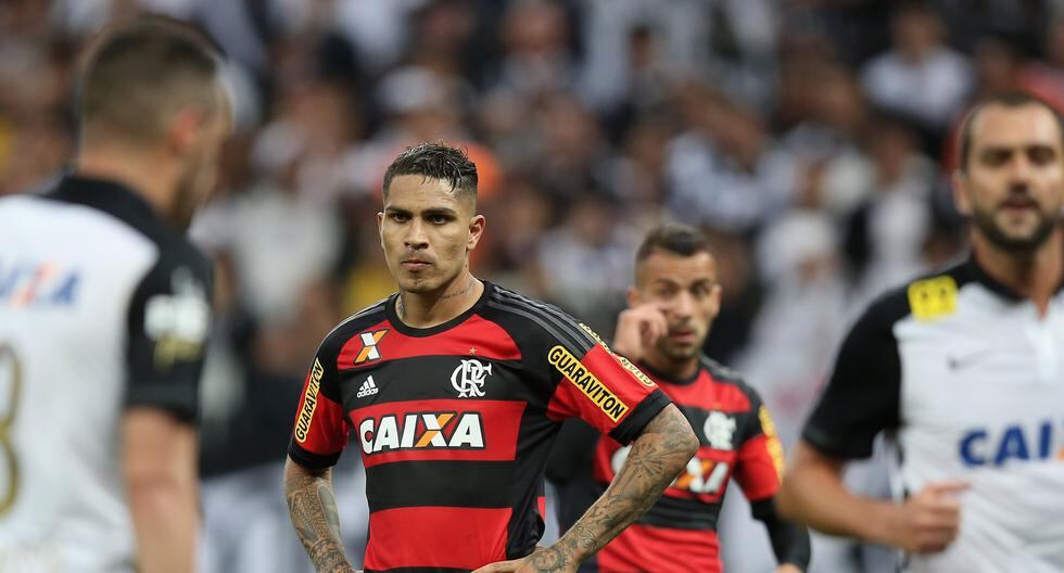 Paolo Guerrero no pudo brillar en el partido Corinthians vs Flamengo. (Foto: Getty Images)