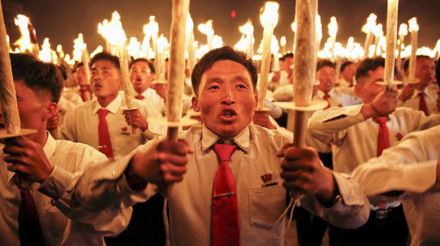Desfile a la gloria del líder Kim Jong-Un en Corea del Norte - 13
